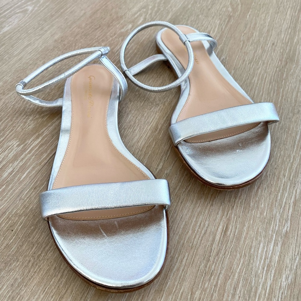 Gianvito Rossi silver sandals